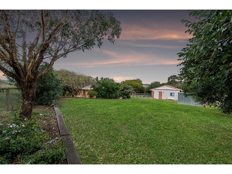 11 Arcane Drive, Gowrie Junction QLD 4352