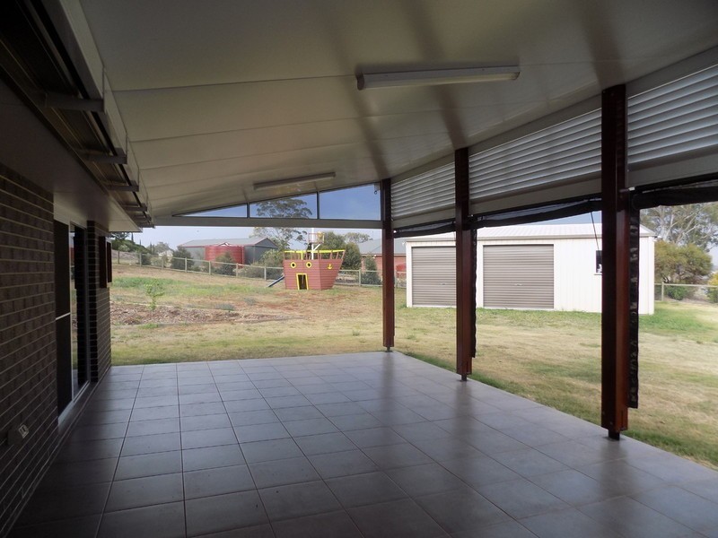 3 Wedgetail  Drive, Highfields QLD 4352