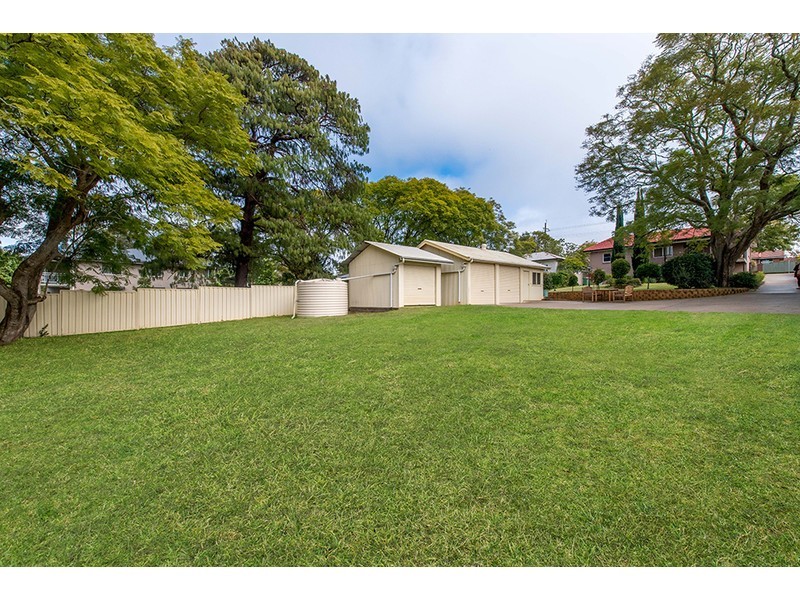 198A West Street, South Toowoomba QLD 4350