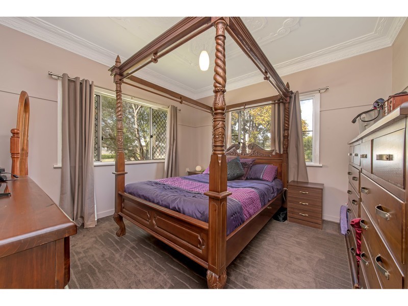 5a Cay Street, Newtown QLD 4350