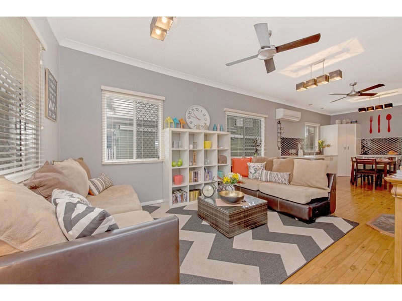 66 Alford Street, Mount Lofty QLD 4350