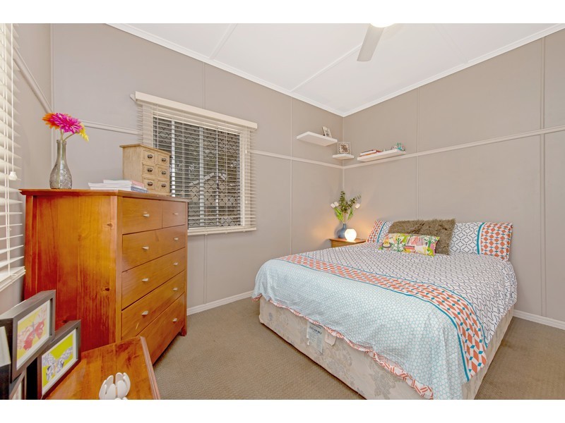 66 Alford Street, Mount Lofty QLD 4350