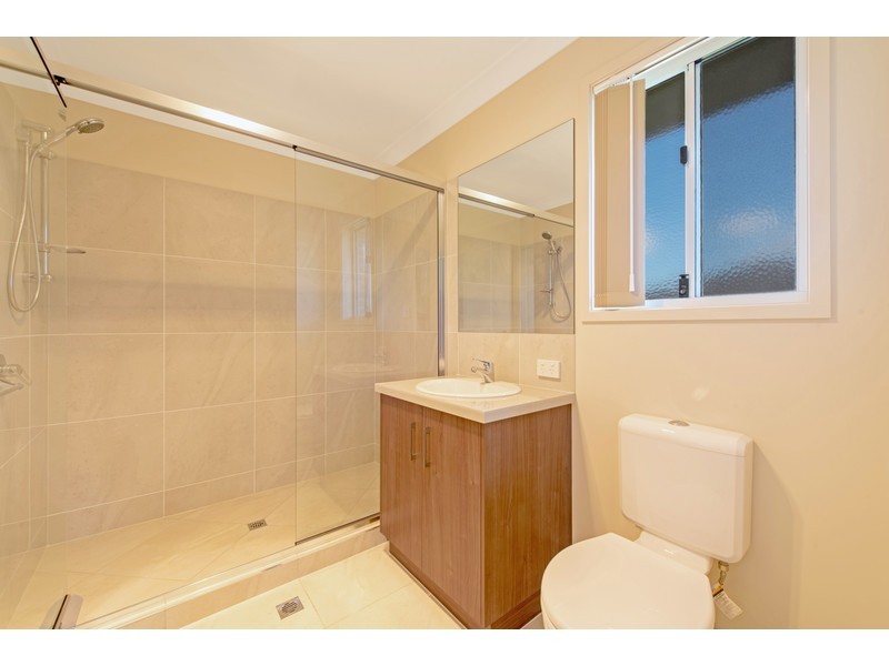 174 Kearney Street, Kearneys Spring QLD 4350