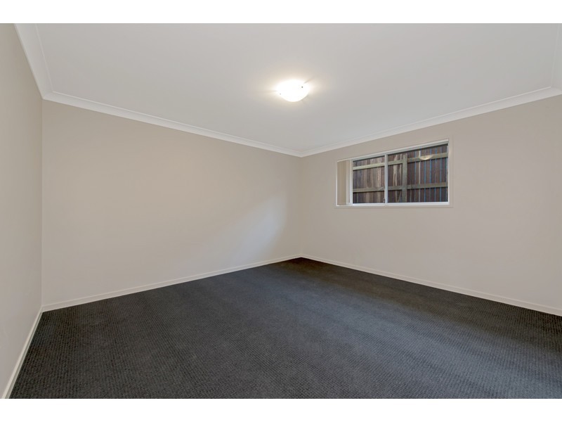 174 Kearney Street, Kearneys Spring QLD 4350