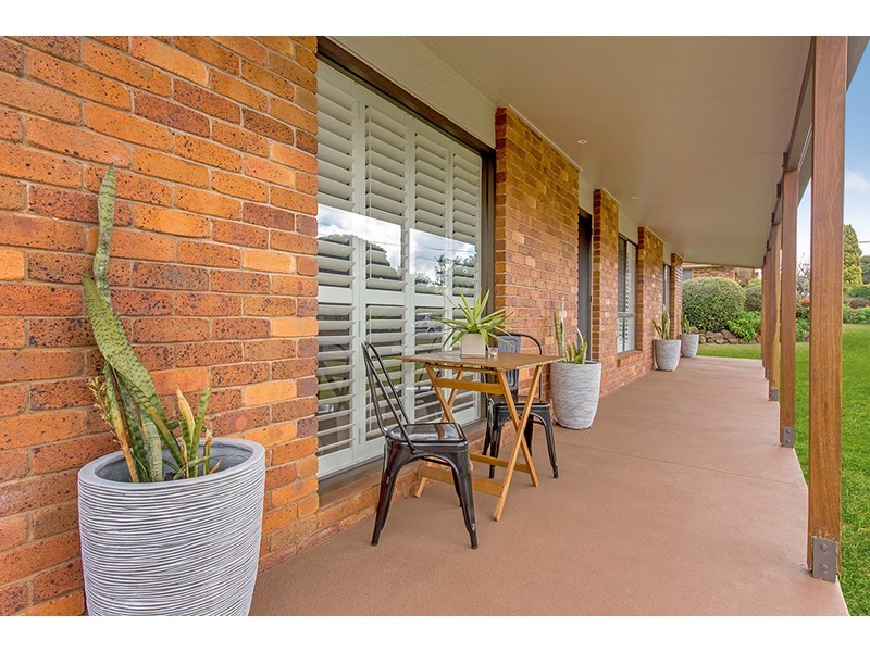 22 Kratzman Court, Kearneys Spring QLD 4350