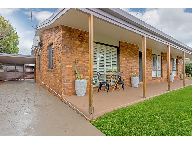 22 Kratzman Court, Kearneys Spring QLD 4350