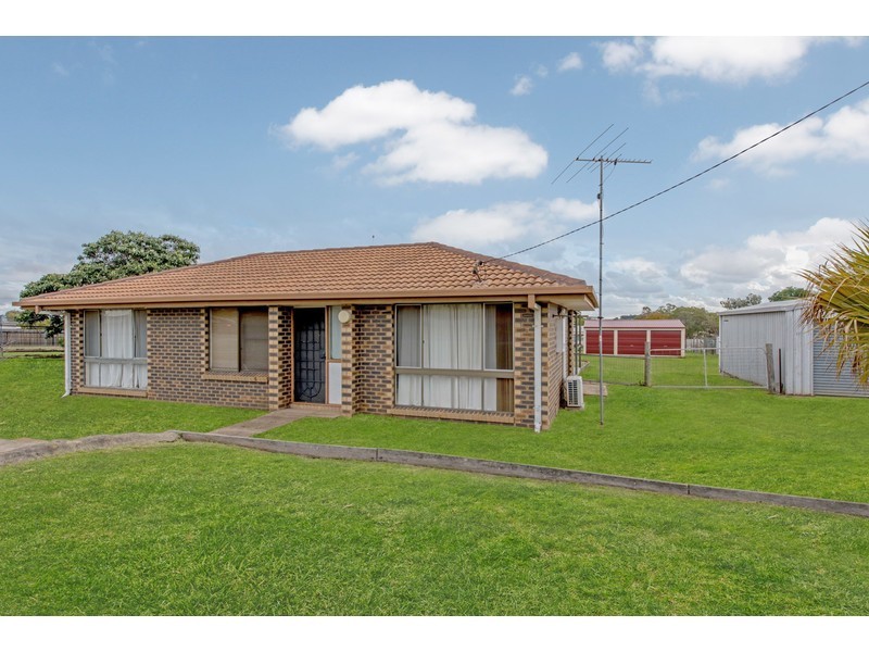 11 Daher Street, Goombungee QLD 4354