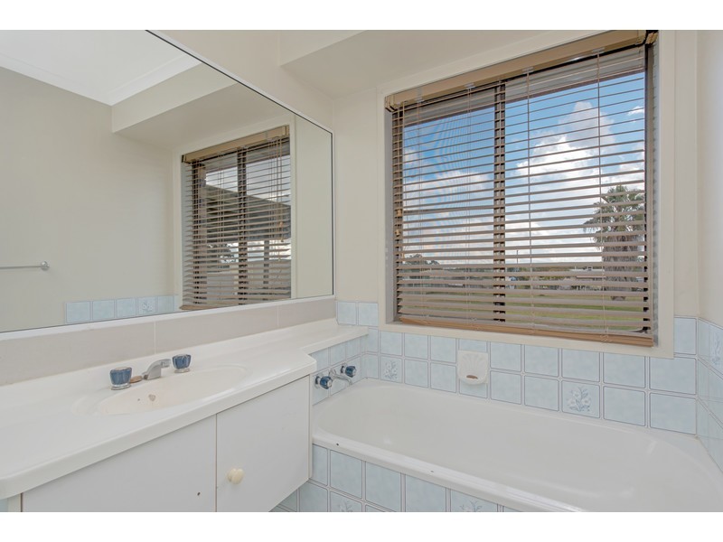 11 Daher Street, Goombungee QLD 4354