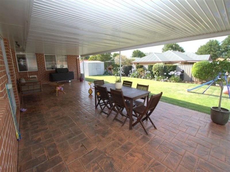 21 Mengel Court, Middle Ridge QLD 4350