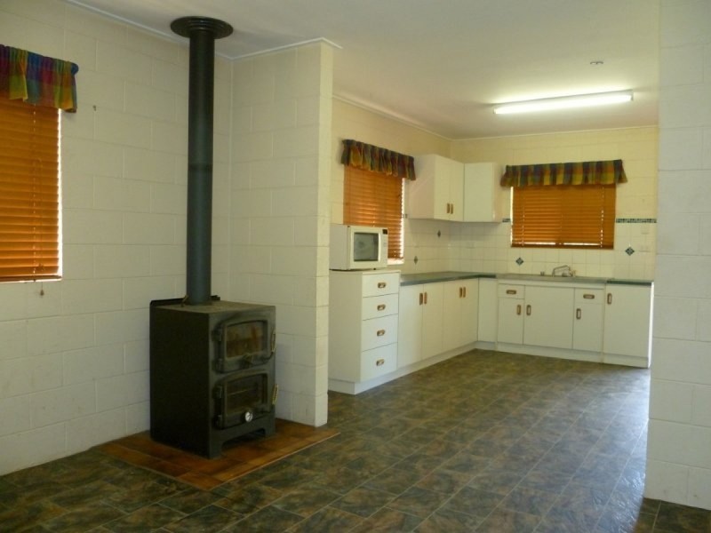 2 Skyview Drive, Meringandan West QLD 4352