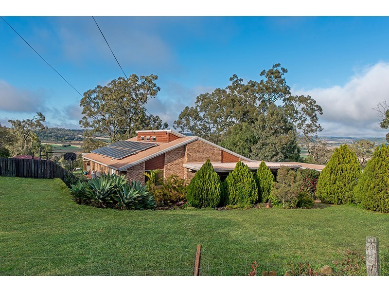 56 Valley View Drive, Meringandan West QLD 4352
