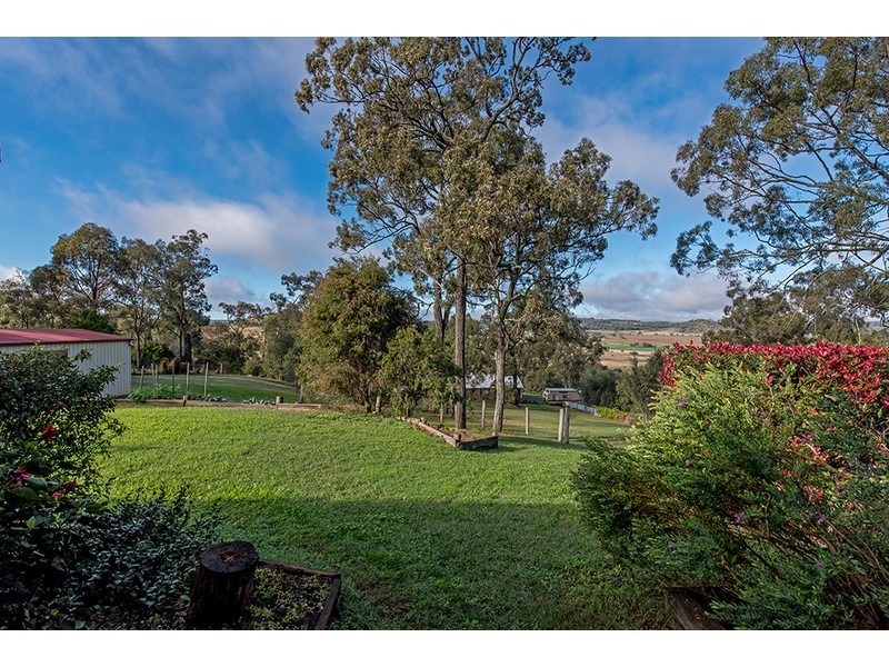 56 Valley View Drive, Meringandan West QLD 4352