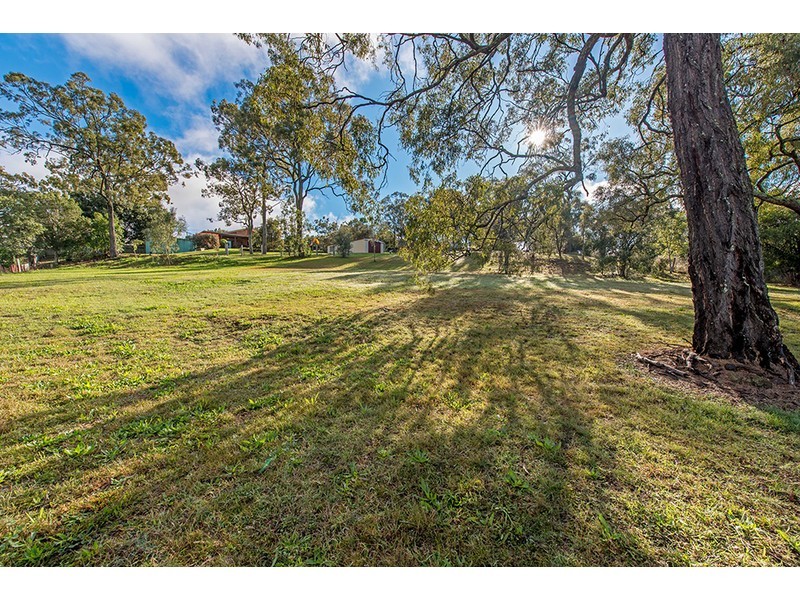 56 Valley View Drive, Meringandan West QLD 4352