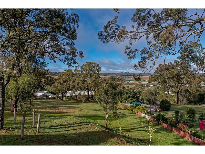 56 Valley View Drive, Meringandan West QLD 4352