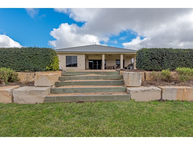 5 Northerly Drive, Hodgson Vale QLD 4352