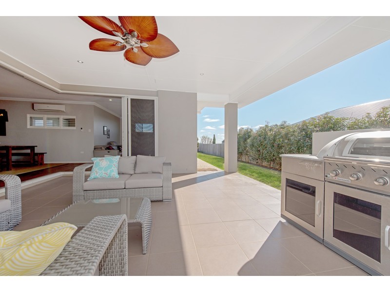 11 Ibis Crescent, Highfields QLD 4352