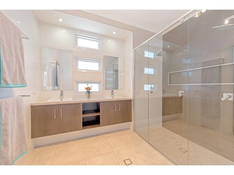 11 Ibis Crescent, Highfields QLD 4352