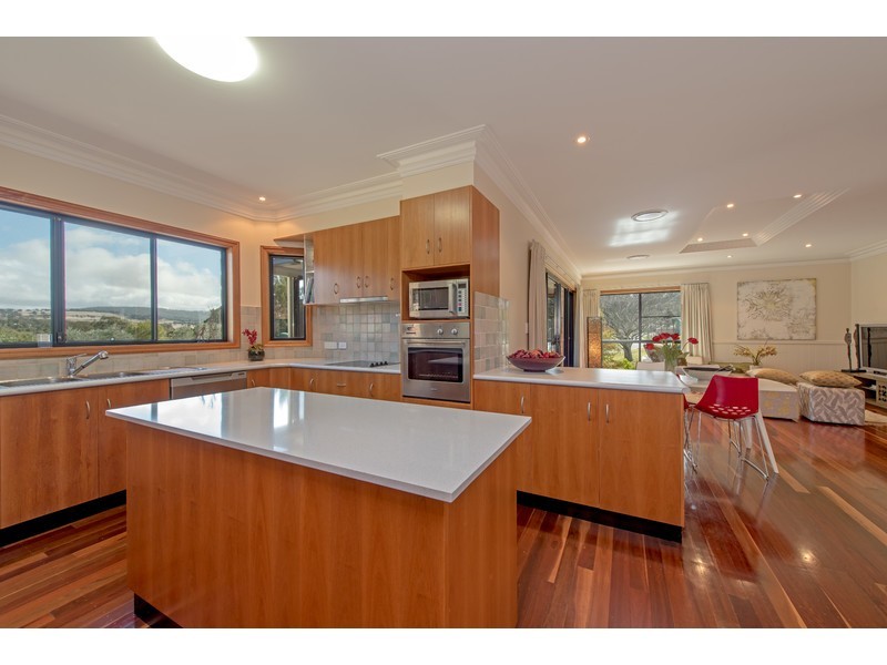 4 Windermere Drive, Hodgson Vale QLD 4352