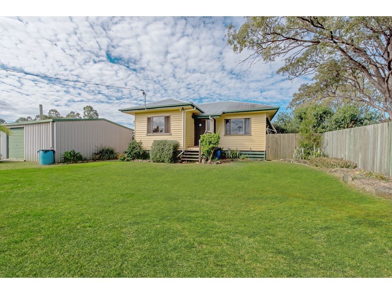 13a Belcher Street, Oakey QLD 4401