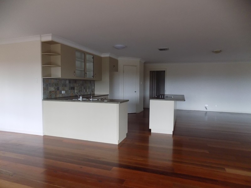 47 Valley View Drive, Meringandan West QLD 4352