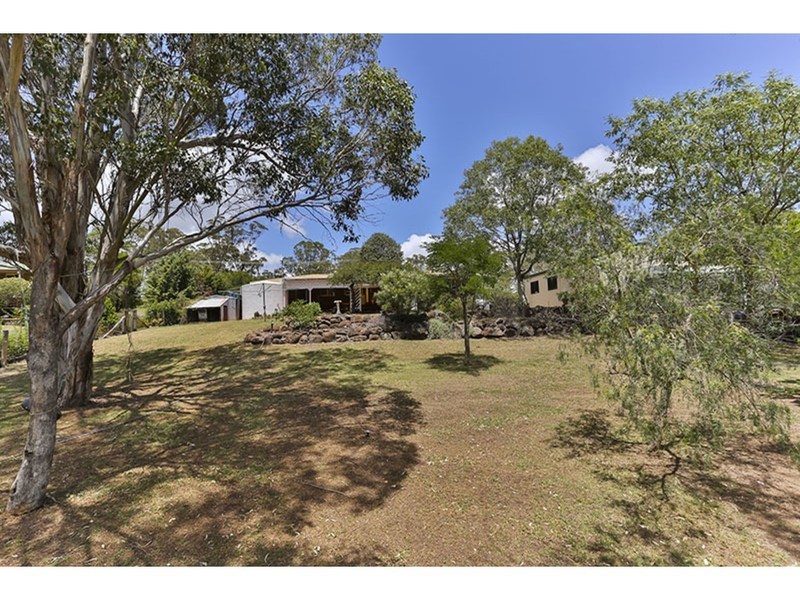 8b Cawdor Drive, Highfields QLD 4352