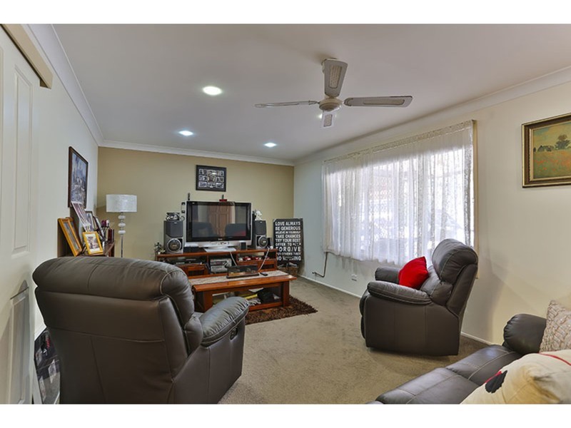 8b Cawdor Drive, Highfields QLD 4352