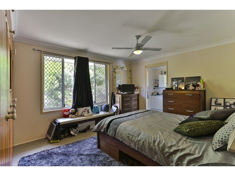 8b Cawdor Drive, Highfields QLD 4352