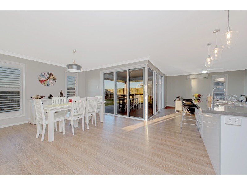 2 Kennard Street, Westbrook QLD 4350