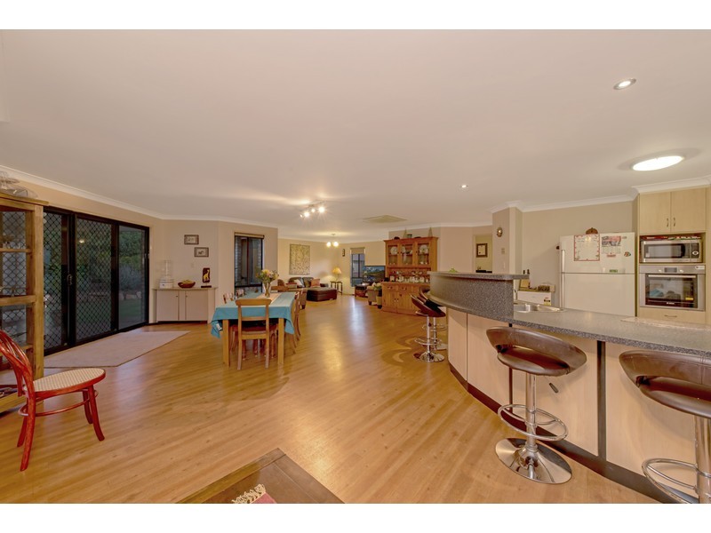 22 Fairview Crescent, Highfields QLD 4352