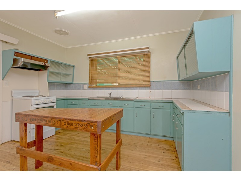 10A Esmond Street, Rockville QLD 4350