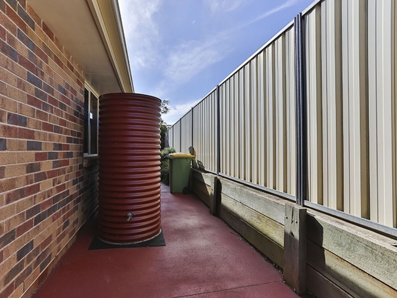 6 Conquest Court, Wilsonton QLD 4350