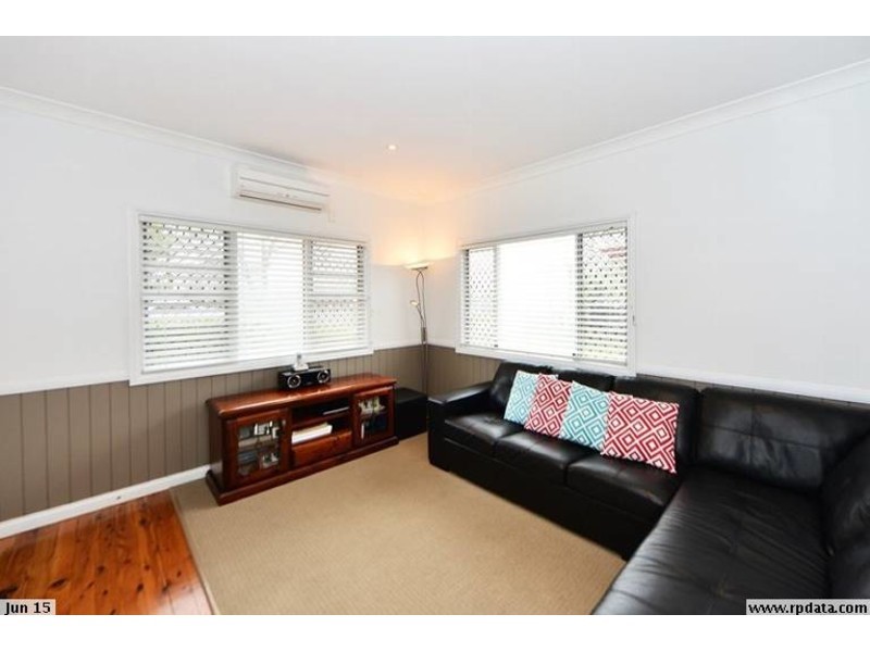 4 Newmarket Street, Newtown QLD 4350