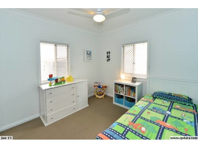 4 Newmarket Street, Newtown QLD 4350