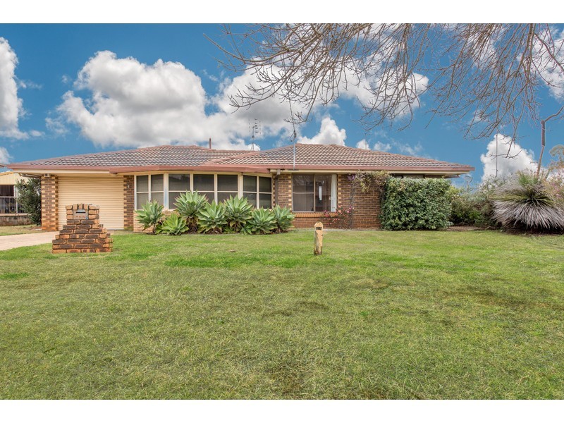 12 Lindberg Street, Wilsonton QLD 4350