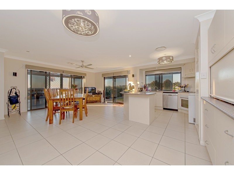 20 Federation Drive, Highfields QLD 4352