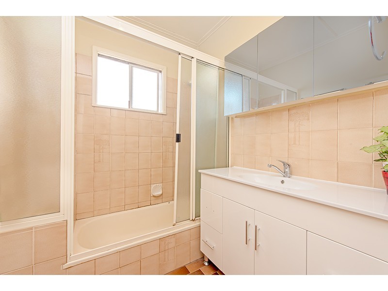 62 Dunne Street, Harristown QLD 4350