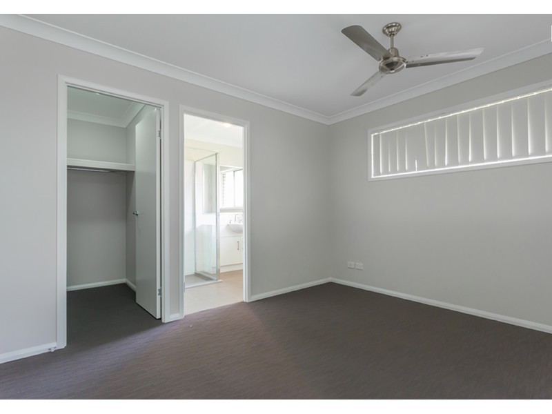 7 McIntosh Street, Westbrook QLD 4350