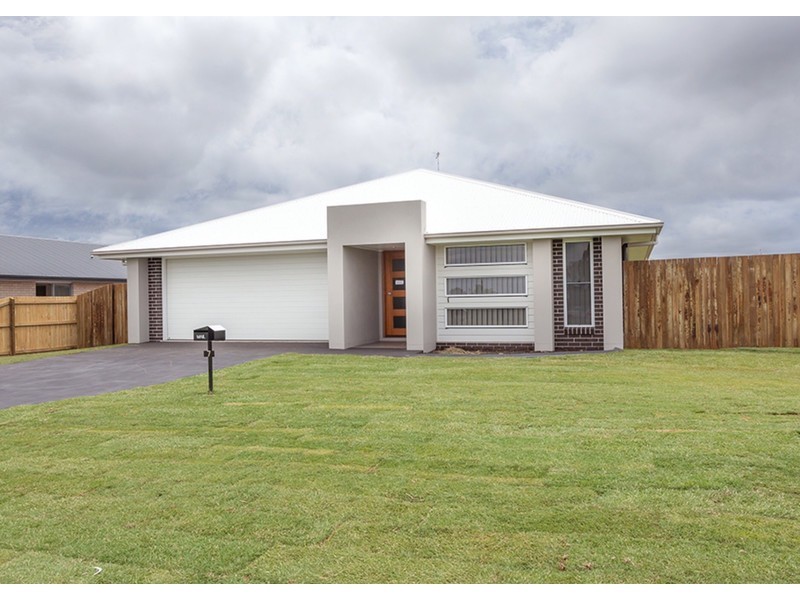 7 McIntosh Street, Westbrook QLD 4350