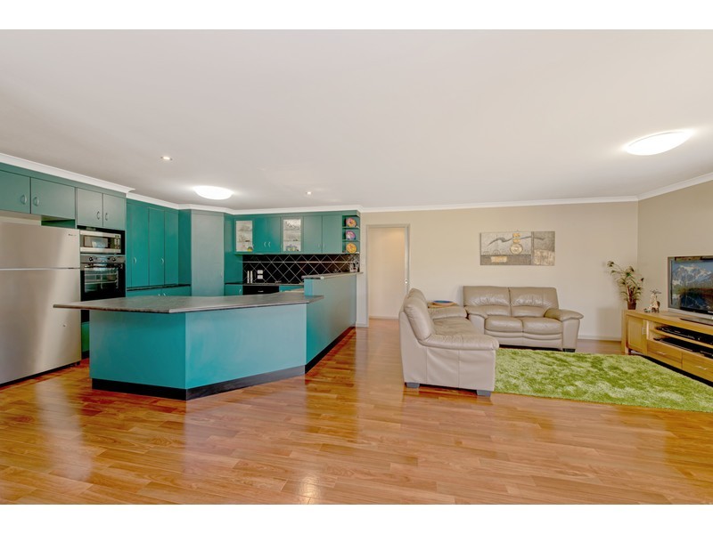 22 Tennyson Court, Westbrook QLD 4350