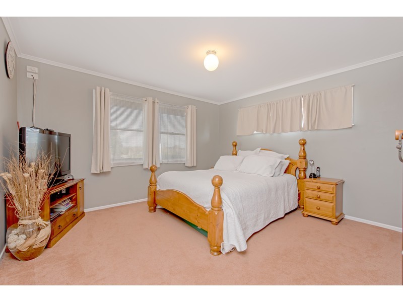 5 Brown Street, Rockville QLD 4350