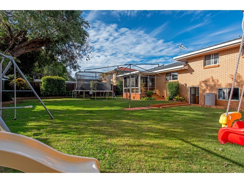 5 Brown Street, Rockville QLD 4350