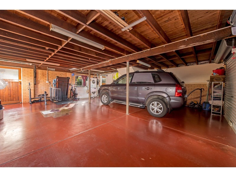 5 Brown Street, Rockville QLD 4350