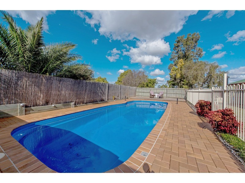 5 Hanna Court, Westbrook QLD 4350