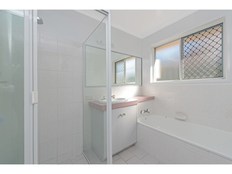 14 Silky oak Drive, Glenvale QLD 4350