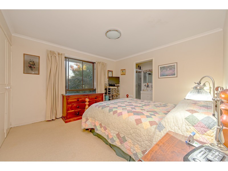 9 Katoomba Crescent, Prince Henry Heights QLD 4350