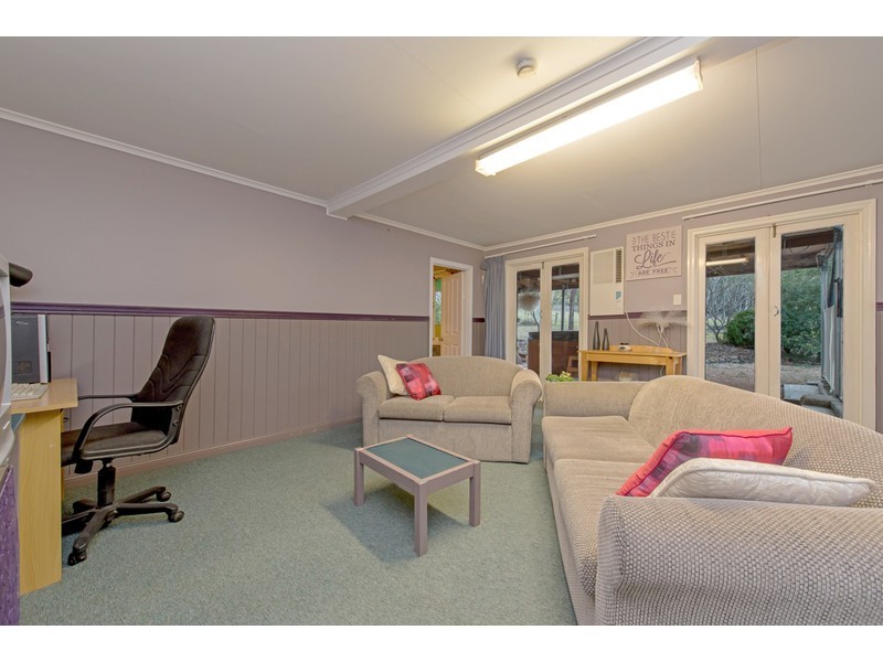 99 Koreelah Street, Upper Lockyer QLD 4352