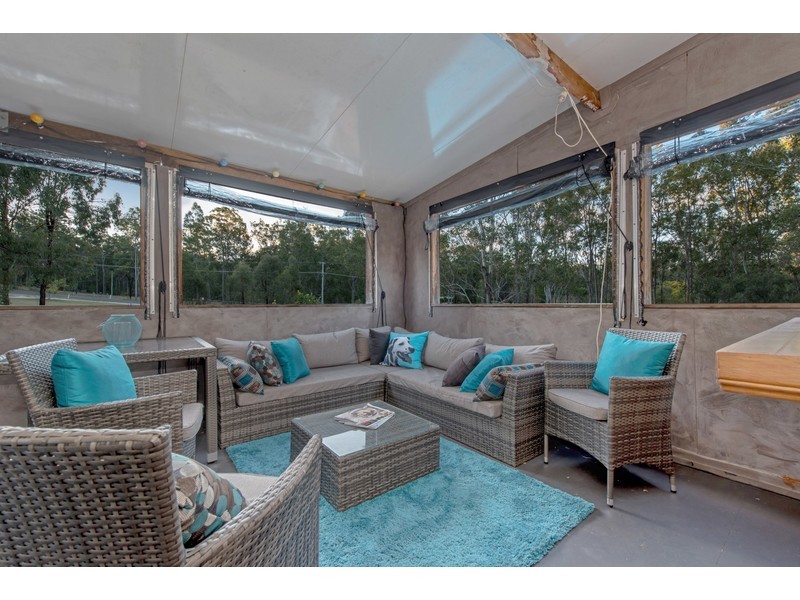 99 Koreelah Street, Upper Lockyer QLD 4352