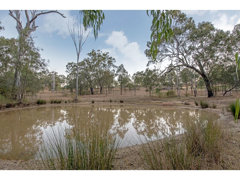 99 Koreelah Street, Upper Lockyer QLD 4352