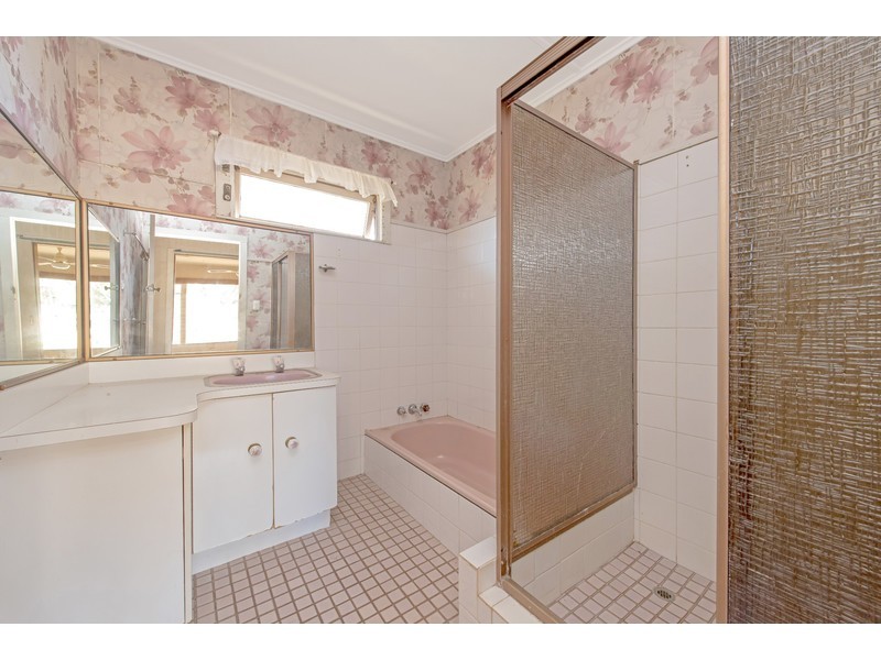 209 Jellicoe Street, Newtown QLD 4350