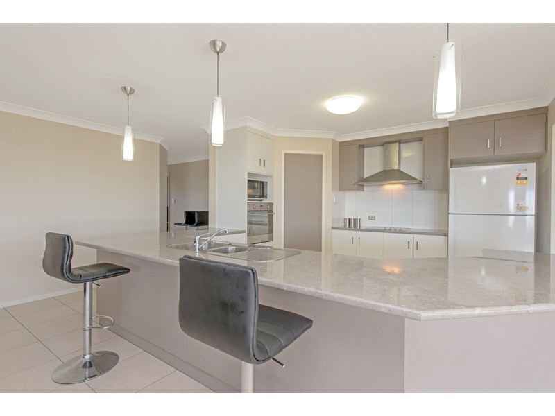 3 Carla Crescent, Westbrook QLD 4350